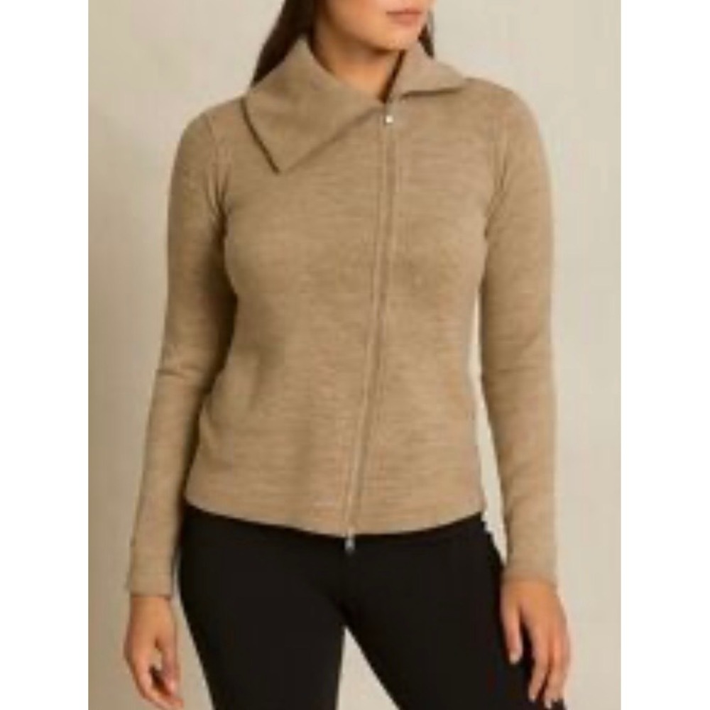 Kuhl‎ 100% Merino Wool Sweater Camel Tan XL Asymmetrical Collar Gorpcore Granola